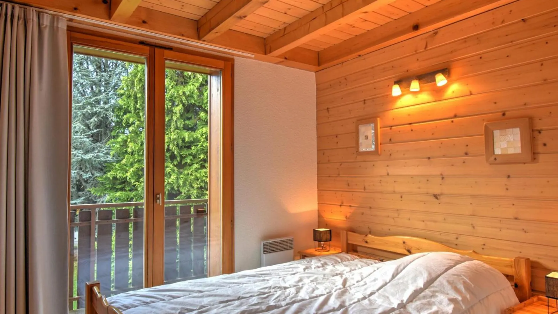 Appartement Spacieux Avec Balcon, 4 Chambres En Suite, A 200M Du Centre De Morzine Et Des Remontees Mecaniques - Fr-1-524-98 0*,  Francie